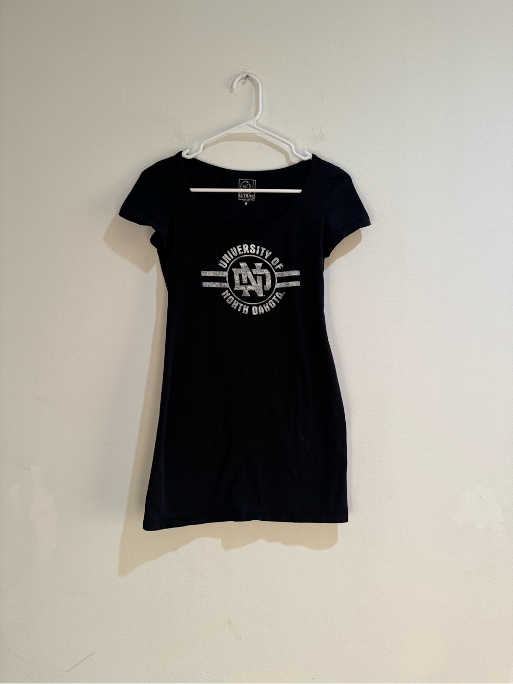 University of North Dakota UND Black Short Sleeve Dress Small